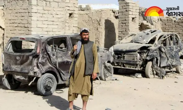 પાકિસ્તાન-અફઘાન સરહદ પર યુદ્ધ જેવી સ્થિતિ: પાકિસ્તાની હવાઈ હુમલામાં 19ના મોત; તાલિબાનની બદલો લેવાની ધમકીથી તણાવ ચરમસીમાએ