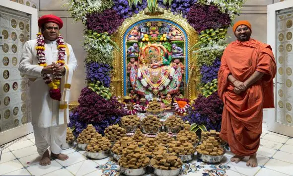 શ્રી કષ્ટભંજનદેવને ઓર્કિડ-શેવંતીના મિક્સ ફૂલોનો શણગાર, જુઓ અંજનીપુત્રનું અપ્રતિમ રૂપ