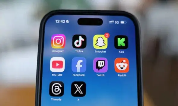 Social Media Ban: સ્પેન સરકારનો મોટો નિર્ણય, 16 વર્ષથી ઓછી ઉંમરના બાળકો માટે સોશિયલ મીડિયા પર પ્રતિબંધ