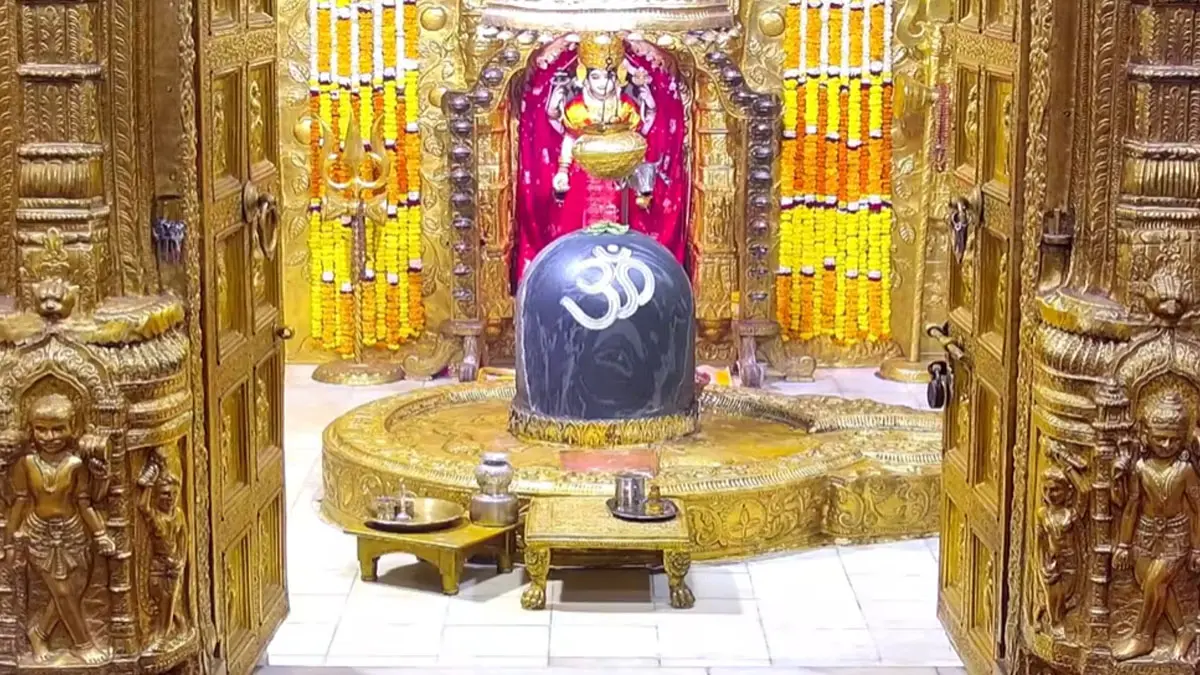 mahashivratri-2026-watch-live-darshan-of-somnath-mahadev-temple-692111