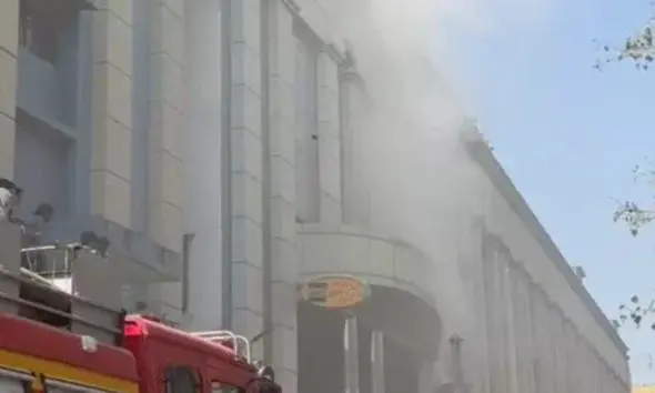 સુરતના મિલેનિયમ માર્કેટ-1માં લાગી ભીષણ આગ, 9 ફાયર સ્ટેશનનો કાફલો ઘટનાસ્થળે  પહોંચ્યો