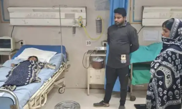 વલસાડમાં બાળક રમતા-રમતા એક રૂપિયાનો સિક્કો ગળી જતાં અન્નનળીમાં ફસાયો, સિવિલમાં સર્જરીથી નવજીવન મળ્યું