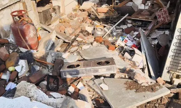 Amreli: બાબરાના ગરણી ગામે વહેલી પરોઢે ખેડૂતના ઘરમાં ભેદી વિસ્ફોટ, રસોડાનો ભાગ પત્તાના મહેલની માફક ધરાશાયી