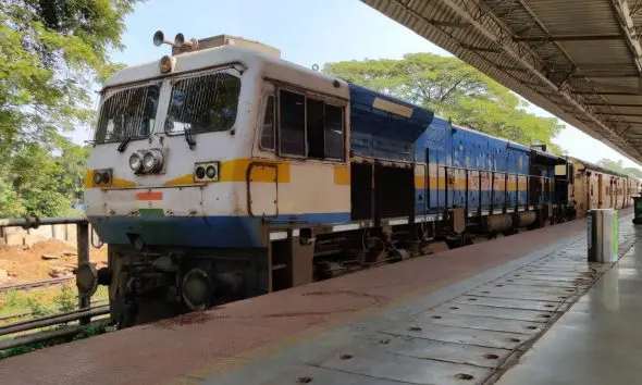 ભાવનગર મંડળમાંથી પસાર થતી બે સ્પેશિયલ ટ્રેનોના ફેરા લંબાવાયા, યાત્રીઓને મળશે મોટી રાહત