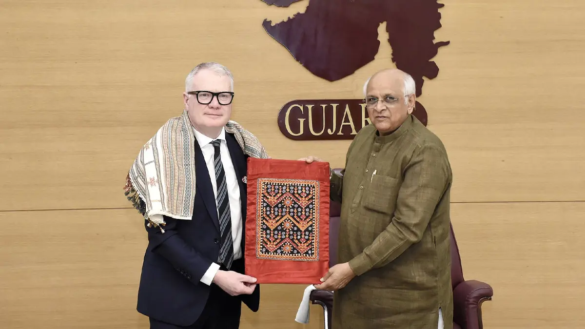 મુખ્યમંત્રી ભૂપેન્દ્ર પટેલને મળ્યું ઇંગલેન્ડના વેસ્ટ મિડલેન્ડનું ડેલિગેશન, ઇન્ડીયા-યુ.કે. ટ્રેડ ડીલ પછીની પ્રથમ ગુજરાત મુલાકાત