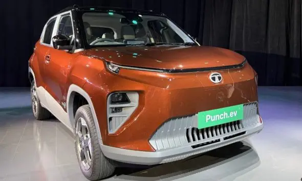 ટાટા પંચ EV ફેસલિફ્ટની ભારતમાં ધમાકેદાર એન્ટ્રી 468 કિમી રેન્જ અને લક્ઝરી સુવિધાઓ સાથે જાણો કિંમત