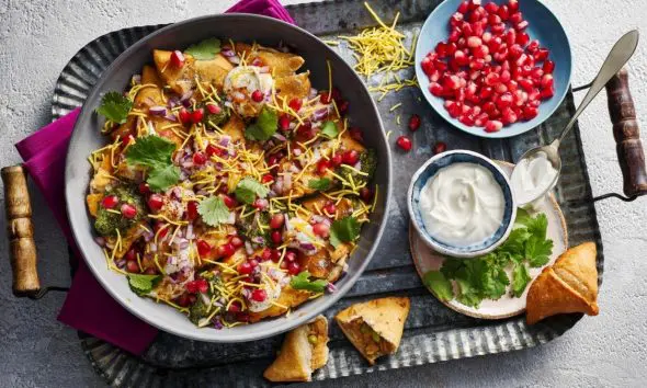 Samosa Chaat Recipe: ટેસ્ટી રગડા સાથે પરફેક્ટ સમોસા ચાટ બનાવવાની રીત