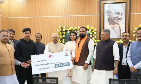 Vaibhav Suryavanshi: 14 વર્ષના વૈભવ સૂર્યવંશીને બિહાર સરકારે માલામાલ કરી દીધો, નાની ઉંમરે મળી કાર