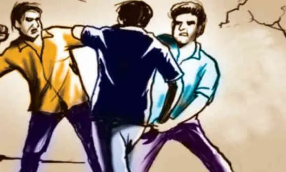 Amreli News: ધારીમાં ડીઝલ પુરાવવા બાબતે પેટ્રોલ પંપના સંચાલક પર હુમલો, ચાર શખ્સ સામે ગુનો નોંધીને કાર્યવાહી હાથ ધરી