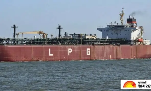 LPG Ship Shivalik: કતારથી 46,000 મેટ્રિક ટન ગેસ લઈને મુન્દ્રા પહોંચ્યું ભારતીય જહાજ 'શિવાલિક'; જાણો કેટલા લાખ સિલિન્ડર ભરી શકાશે
