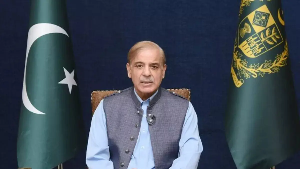 Pakistan Crisis: પાકિસ્તાનમાં ઈંધણ સંકટને પગલે 'લોકડાઉન', શાળાઓ 2 અઠવાડિયા બંધ, સરકારી ભથ્થામાં 50% નો કાપ અને 'વર્ક ફ્રોમ હોમ' લાગુ