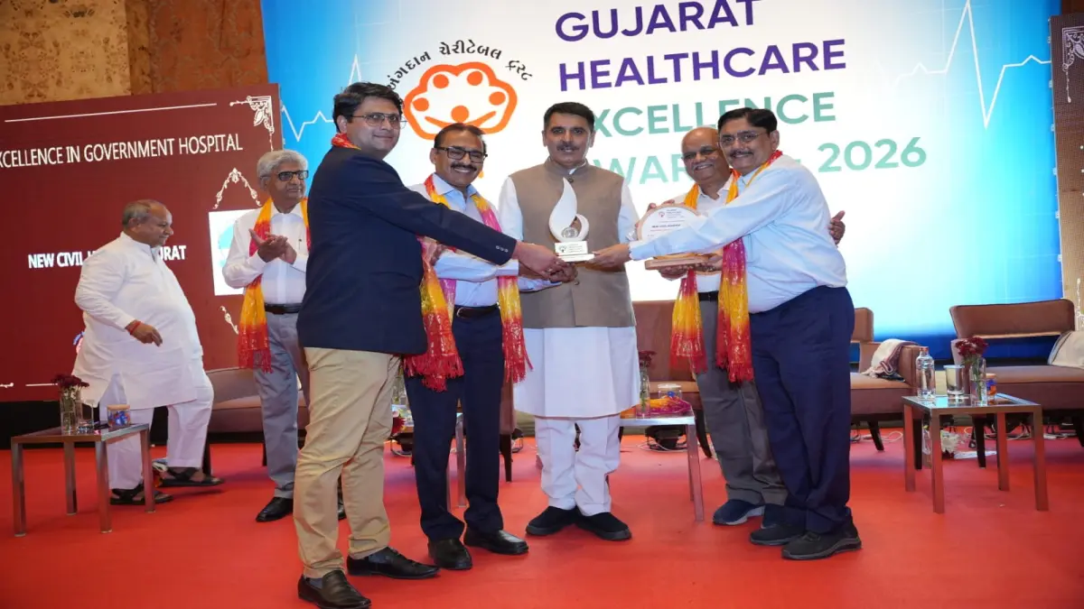 Surat News : નવી સિવિલ હોસ્પિટલને ઉત્કૃષ્ઠ કામગીરી બદલ ગુજરાત હેલ્થકેર એક્સેલન્સ એવોર્ડ-2026 એનાયત