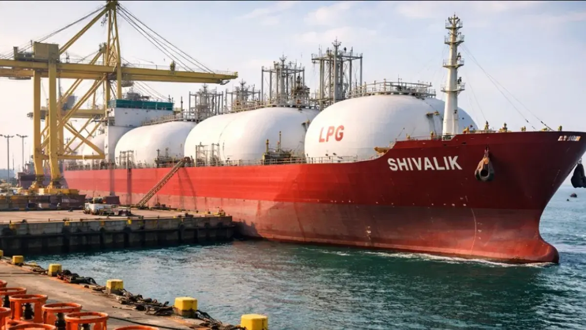 Shivalik Ship At Mundra Port: લાખો સિલિન્ડર ભરી શકાય એટલો LPG ગેસ લઈને 'શિવાલિક જહાજ' મુદ્રા બંદર પર પહોંચ્યું