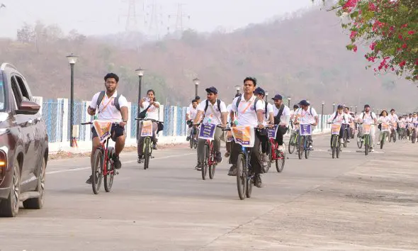 એકતા નગરથી વડોદરા સુધી 'સ્વામી વિવેકાનંદ સ્વસ્થ જીવન શૈલી જાગરૂકતા સાયકલ યાત્રા'નું આયોજન, 250થી વધુ ભાવિ તબીબો જોડાયા
