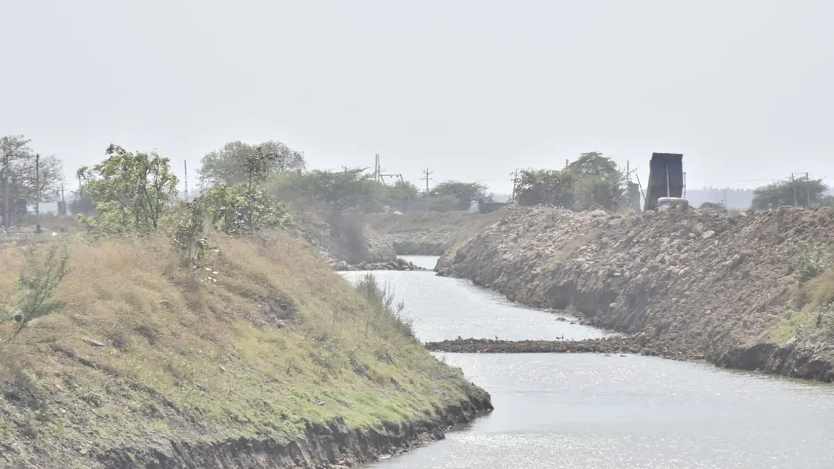 ઘેડમાં જળબંબાકારની સમસ્યાના ઉકેલની કામગીરી, કેન્દ્રીયમંત્રી ડો. મનસુખ માંડવિયાએ યોજનાનું સ્થળ નિરીક્ષણ અને સમીક્ષા કરી