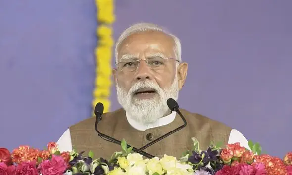 PM Modi Gujarat Visit: વડાપ્રધાન નરેન્દ્ર મોદી વાવ-થરાદ જિલ્લાની મુલાકાતે, કહ્યું - આજે મારી માવડીઓ, માતા-બહેનો મોટી સંખ્યામાં આવી છે, તેમને મારા વિશેષ પ્રણામ
