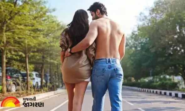 Chand Mera Dil Poster: લક્ષ્ય અનન્યા પાંડે સાથે શર્ટલેસ જોવા મળ્યો; 'ચાંદ મેરા દિલ' નું નવું પોસ્ટર રિલીઝ