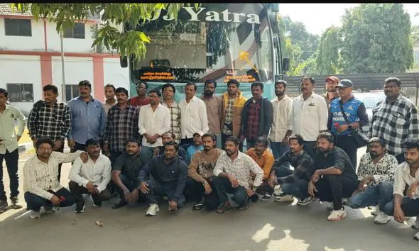 Fishermen Return: ઈરાન-અમેરિકા યુધ્ધ વચ્ચે ફસાયેલા વલસાડ-નવસારીના 72 માછીમારો વતન પરત ફર્યા, પરિવારો ખુશીથી ઝૂમી ઉઠ્યાં