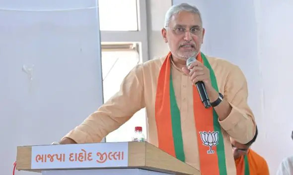 Gujarat Local Body Polls 2026:દાહોદ ભાજપમાં 'નો-રિપીટ' થીયરીનો સપાટો, જિલ્લા પંચાયત અને પાલિકામાં અનેક દિગ્ગજોના પત્તા કપાયા