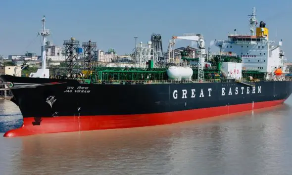 Jag Vikram ship: કંડલા પોર્ટ પહોંચ્યું 'જગ વિક્રમ' જહાજ; 20,400 મેટ્રિક ટન LPG સપ્લાય મળશે