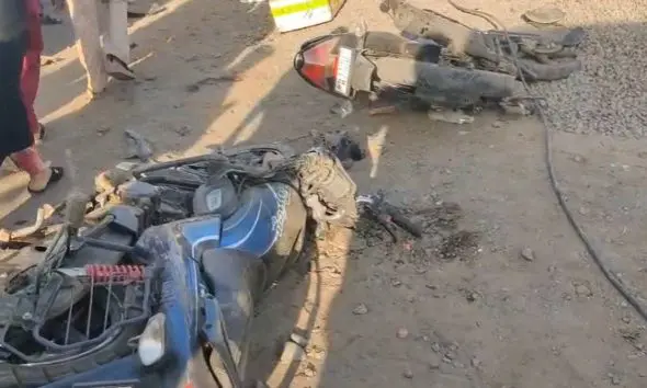 Surat: કોસંબામાં માંતેલા સાંઢની માફક દોડતા ડમ્પરે બે બાઈકને અડફેટે લીધા, પિતા-પુત્રી સહિત 3ના મોત