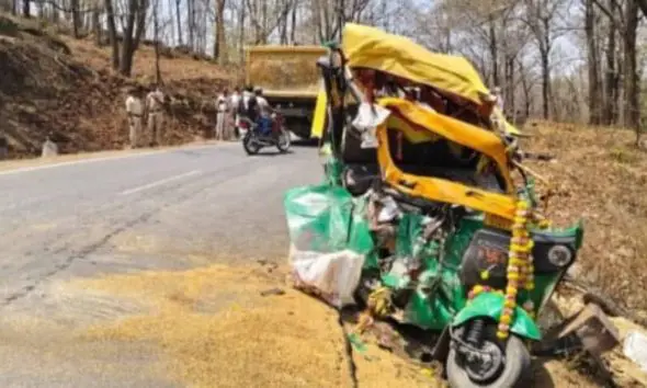 મોરબીના જામ પરિવારમાં લગ્નની શરણાઈ ગુંજે તે પહેલા જ માતમ, કાળમુખા ટ્રેક્ટરે રિક્ષાને ટક્કર મારતા દીકરીનું કમકમાટીભર્યું મોત