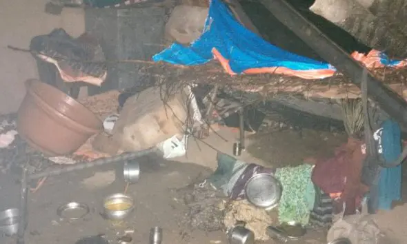 unseasonal-rain-in-gujarat-42-talukas-hit-by-storms-grandmother-grandson-killed-in-wall-collapse