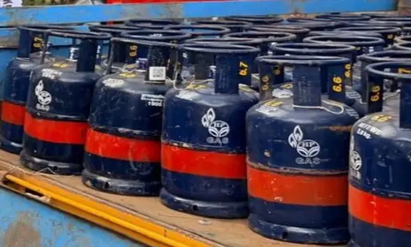 5 kg LPG Cylinder: 5 કિલો ધરાવતા LPG સિલિન્ડરનું વેચાણમાં આવી તેજી, 13 દિવસમાં 6.6 લાખ સિલિન્ડરનું થયું વેચાણ