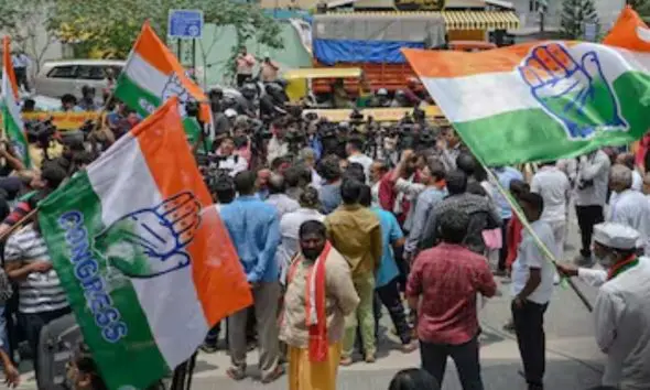 Gujarat Local Body Elections 2026: ડાયમંડ સિટીમાં સુરતમાં કોંગ્રેસે 26 મૂરતિયા જાહેર કર્યા, જાણો કયા વોર્ડમાં કોને મળી ટિકિટ અને કોના પત્તા કપાયા?