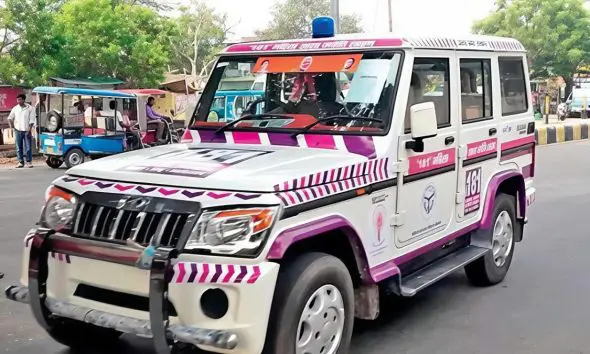 Vadodara: પ્રેમમાં અંધ બનેલી કિશોરીએ કાયદાનું ભાન ગુમાવ્યું; લગ્ન માટે જીદ અને આત્મહત્યાની ધમકી આપતા મામલો 'અભયમ' અને પોલીસ સુધી પહોંચ્યો