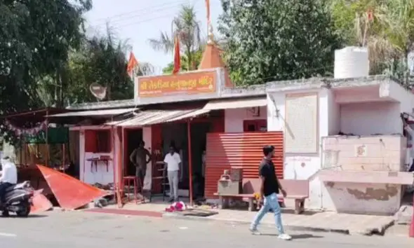 modasa-rokadia-hanuman-temple-demolition-and-protest-aravalli-news