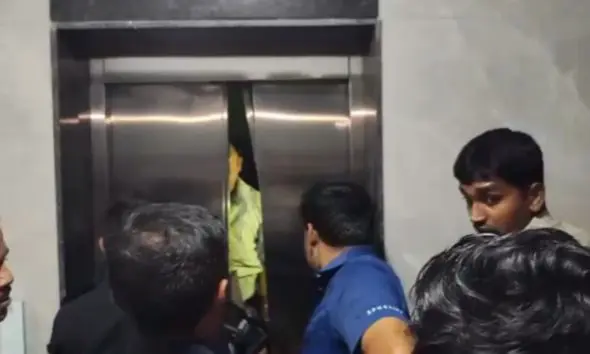 vesu-vacanza-building-lift-malfunctions-surat-fire-brigade-rescues-trapped-couple