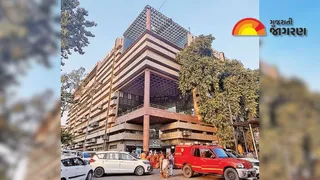 Ahmedabad: AMCમાં રાજીનામાનો દોર; જુનિયર ક્લાર્ક સહિત વર્ગ-3ના 20 કર્મચારીઓએ છોડી નોકરી