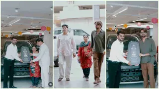 Video: એક્ટર કરણ જોષી (લાલો) એ ખરીદી પરિવારની પહેલી કાર, માતા-પિતાની આંખોમાં આવ્યા હર્ષના આંસુ