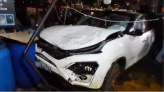 Ahmedabad car accident: ચાલુ કારમાં ચાલકને ખેંચ આવતા સર્જાયો અકસ્માત; 1 યુવતીનું મોત, કારચાલક સહિત 6 ઈજાગ્રસ્ત