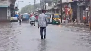 Gir Somnath Rains: પ્રથમ રાઉન્ડમાં જ ગીર સોમનાથ જિલ્લામાં મેઘરાજાનું રૌદ્ર સ્વરૂપ: સુત્રાપાડામાં 12 ઇંચ, વાંચો ક્યાં કેટલો વરસાદ પડ્યો