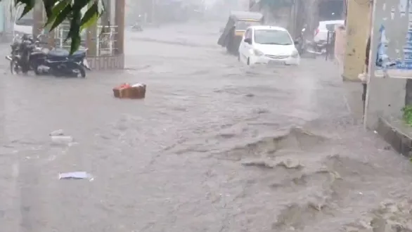 gujarat-monsoon-update-heavy-rain-in-aravalli-mehsana-and-sabarkantha-district