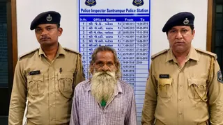 મહીસાગર: ટ્રેક્ટરના ભાડા જેવી નજીવી બાબતે પિતાએ 33 વર્ષના દીકરાને મોતને ઘાટ ઉતાર્યો, પોલીસે આરોપીને ઝડપી લીધો