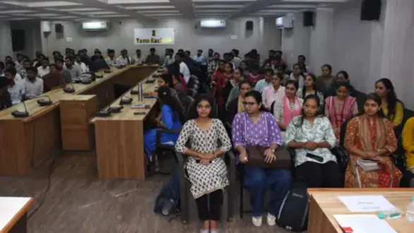 kutch-112-newly-appointed-revenue-talatis-posted-to-mamlatdar-offices