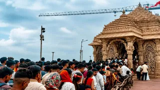 Panchmahal: પાવાગઢમાં રવિવારે ભક્તિનું ઘોડાપૂર, મહાકાળી માતાના દર્શન કરી હજારો શ્રદ્ધાળુઓએ ધન્યતા અનુભવી