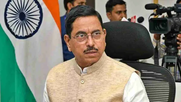 pralhad-joshi-takes-additional-charge-of-education-ministry-after-dharmendra-pradhan-resignation
