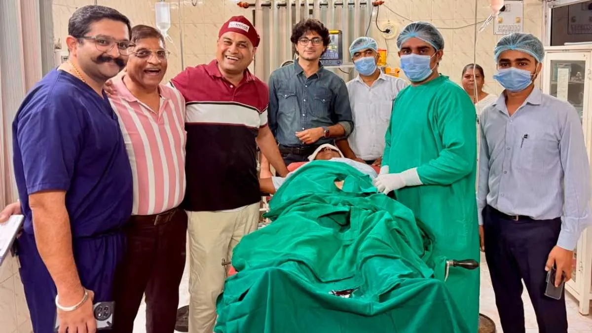ગાંધીધામમાં 66 વર્ષીય મહિલાની 3 કિલોની ગાંઠનું સફળ ઓપરેશન