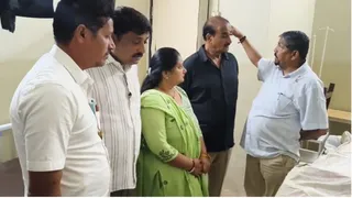 નવસારી :  ગણદેવા ગામમાં મજૂરોને કરંટ લાગતા ત્રણના મોત, કેન્દ્રીય મંત્રી નરેશ પટેલ ખારેલ હોસ્પિટલ પહોંચ્યા