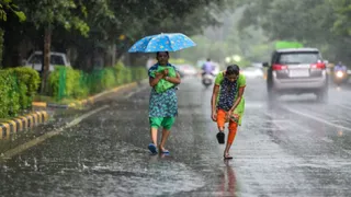 વલસાડ જિલ્લામાં મેઘમહેર: નાનાપોંઢા અને કપરાડામાં 4 ઈંચથી વધુ વરસાદ સાથે જળબંબાકાર