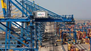 Adani Ports Mundra:અદાણી પોર્ટ્સ મુન્દ્રાએ સ્થાપ્યો નવો રાષ્ટ્રીય વિક્રમ,એક જ જહાજ પર 21,085 કન્ટેનર હેન્ડલિંગ કરીને સ્થાપ્યો નવો રાષ્ટ્રીય વિક્રમ