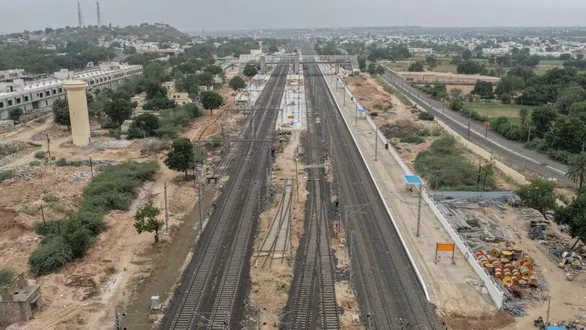 new-railway-line-between-samakhiali-and-bhachau-is-ready-trial-runs-at-a-speed-of-120-kmph-will-be-conducted-on-august-5-and-6-and-trains-will-operate-following-the-crs-inspection