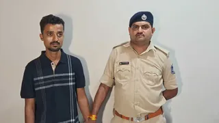 Surat: મુંબઈમાં ઘરફોડ ચોરીમાં સંડોવાયેલો કુખ્યાત આરોપી સારોલીથી ઝબ્બે, 6 ગુનાનો ભેદ ઉકેલાયો; રૂ.45.26 લાખનો મુદ્દામાલ જપ્ત