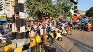 Ahmedabad: સાણંદ-જખવાડા રેલવે રૂટના 7 ફાટક 8મી ઓગસ્ટે બંધ રહેશે, વાહનચાલકોને વૈકલ્પિક રુટનો ઉપયોગ કરવા અપીલ કરાઈ, જાણો
