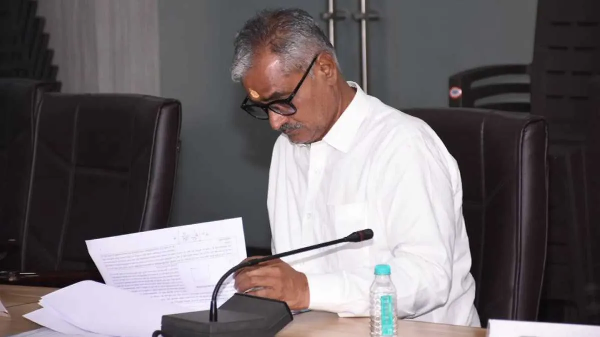 Kutch: અબડાસાને અછતગ્રસ્ત જાહેર કરી તાત્કાલિક 'કેટલ કેમ્પ' શરૂ કરવાની માંગ, ધારાસભ્ય પ્રદ્યુમનસિંહ જાડેજાએ મુખ્યમંત્રીને પત્ર લખ્યો
