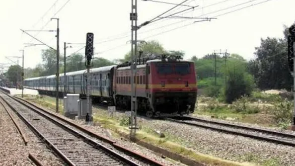 trips-of-special-trains-from-mumbai-central-to-kanpur-and-katihar-extended-booking-starts-from-august-30